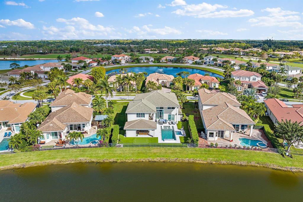 JUPITER COUNTRY CLUB - Residential