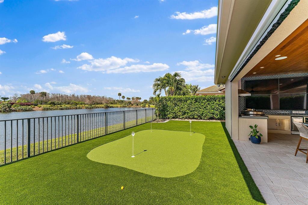 JUPITER COUNTRY CLUB - Residential