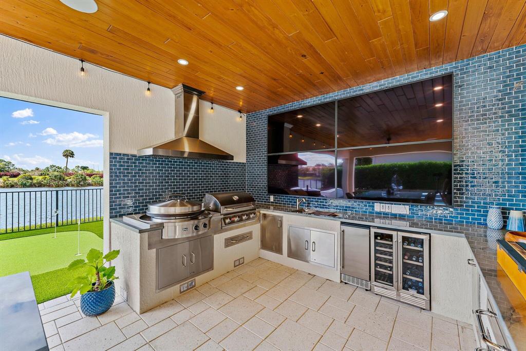 JUPITER COUNTRY CLUB - Residential