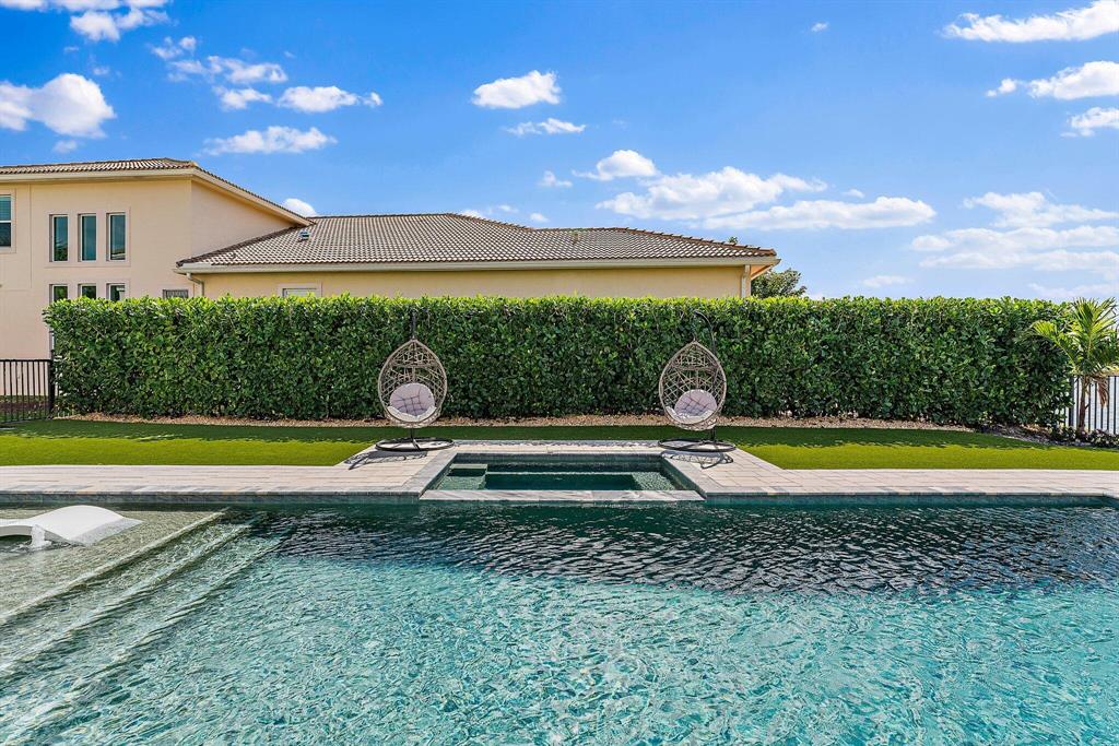 JUPITER COUNTRY CLUB - Residential