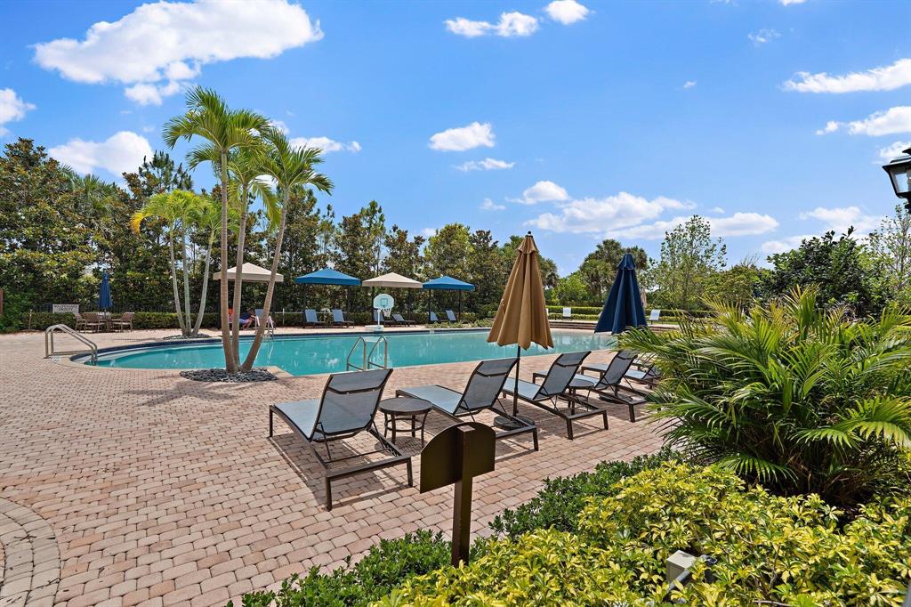 JUPITER COUNTRY CLUB - Residential