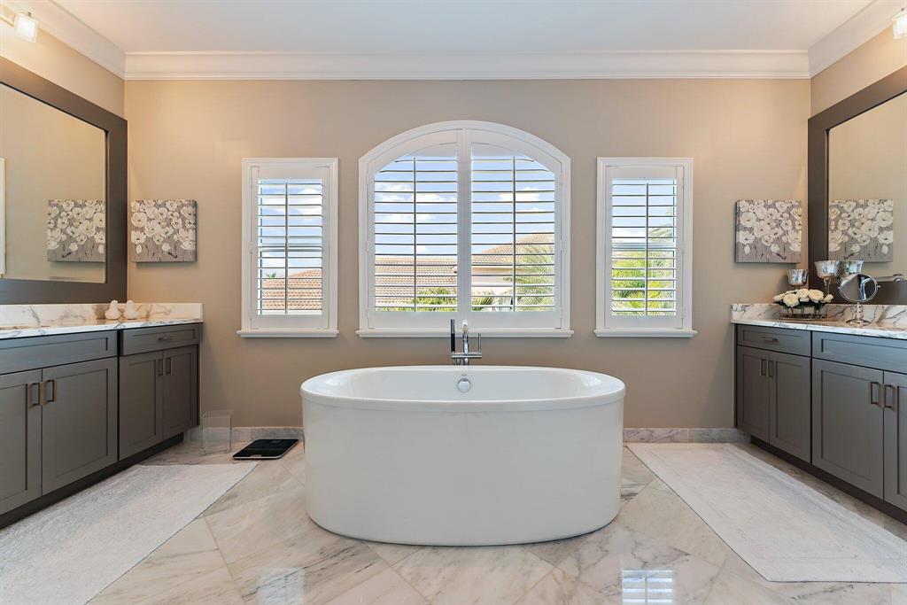 JUPITER COUNTRY CLUB - Residential