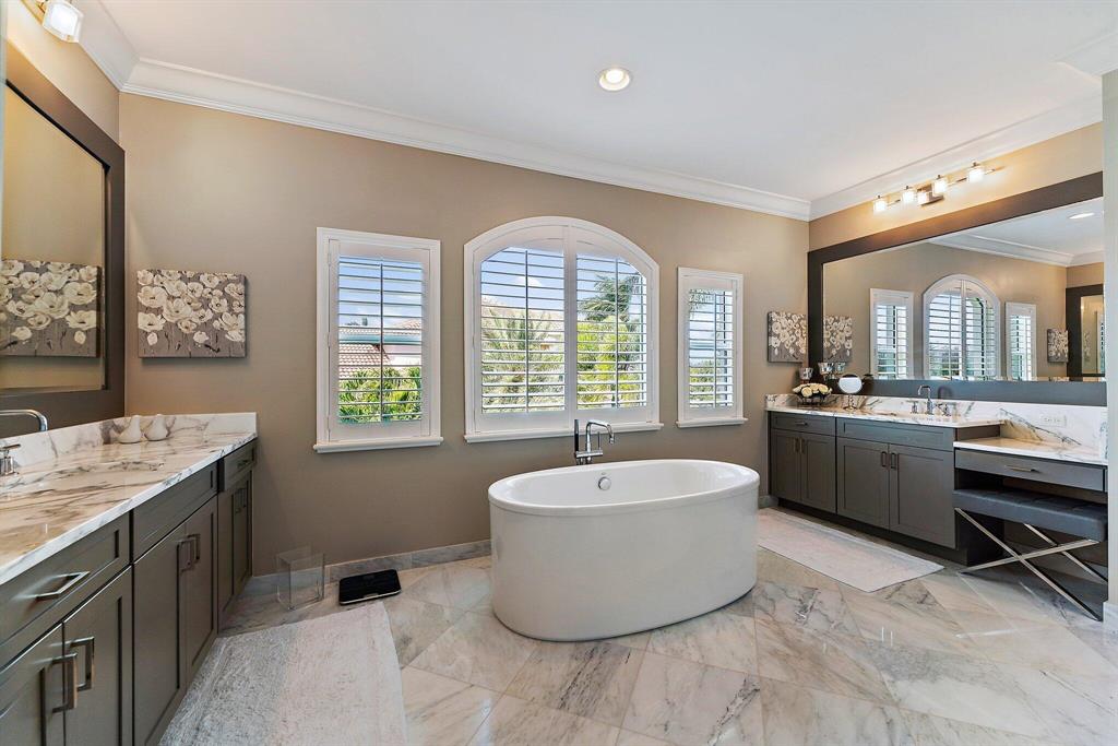 JUPITER COUNTRY CLUB - Residential