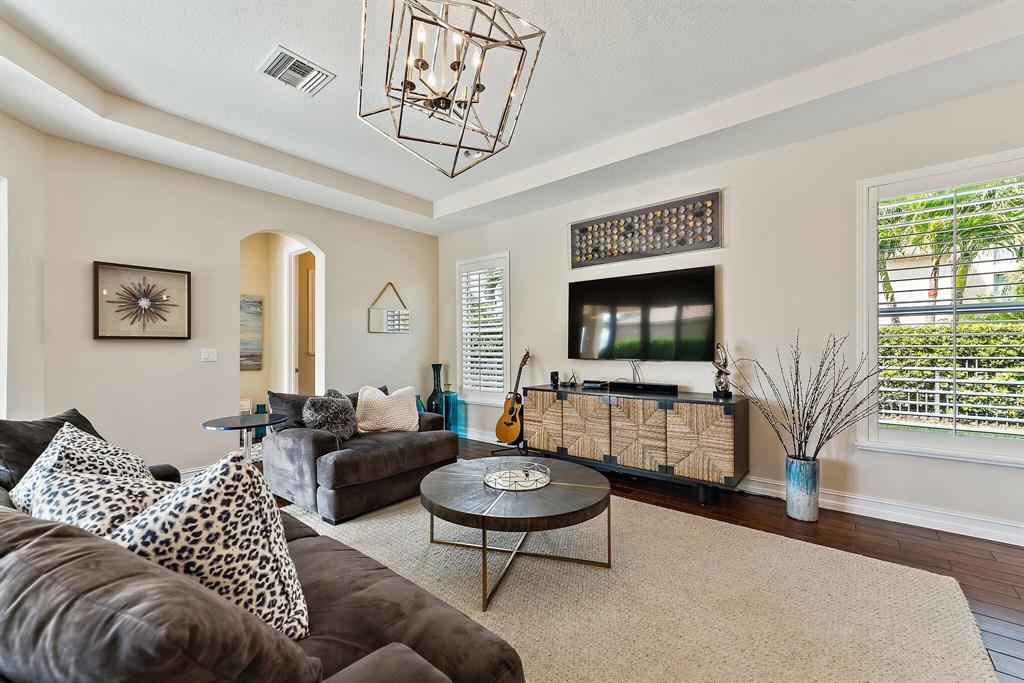 JUPITER COUNTRY CLUB - Residential