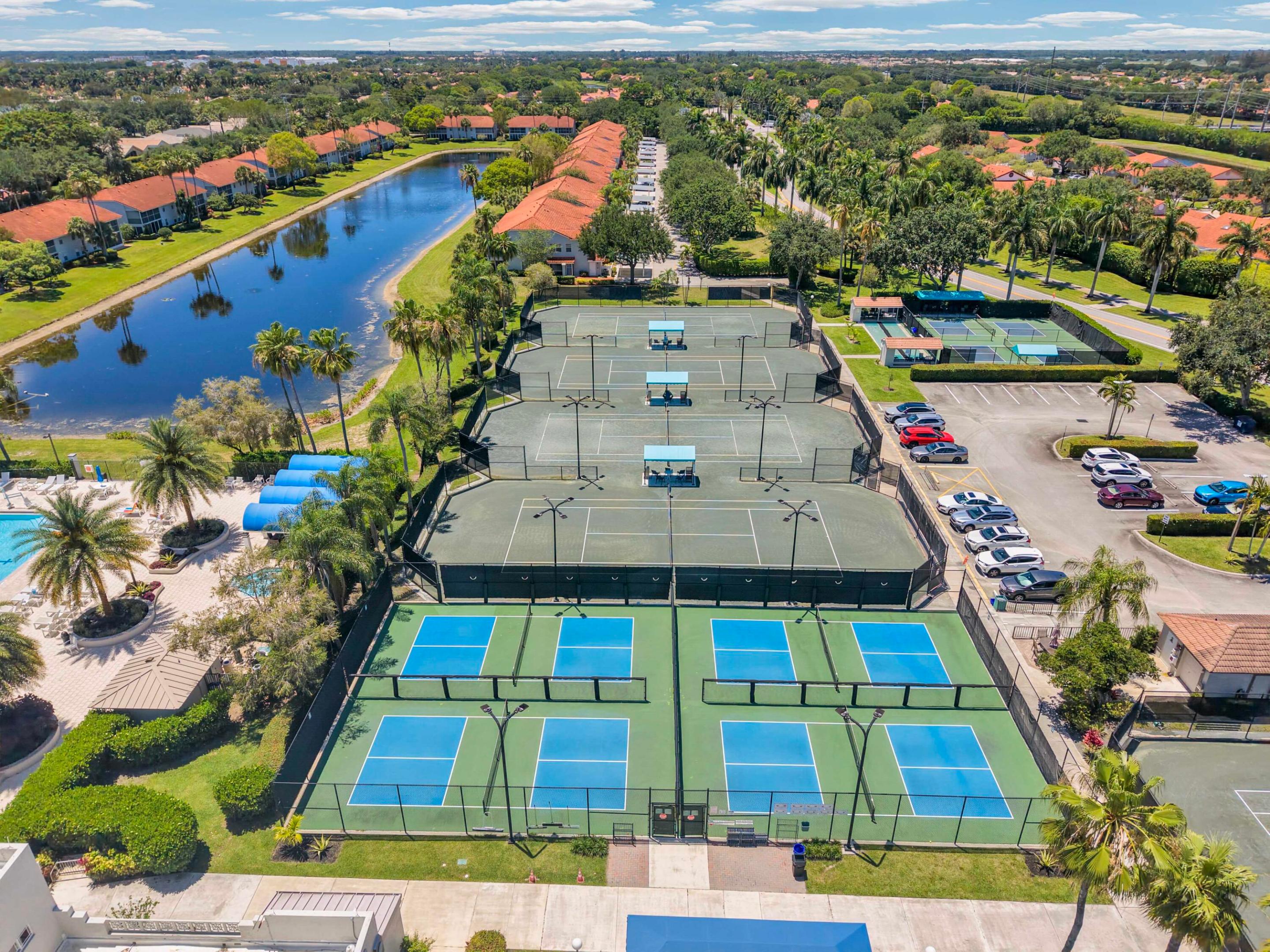 PALM ISLES WEST - Residential