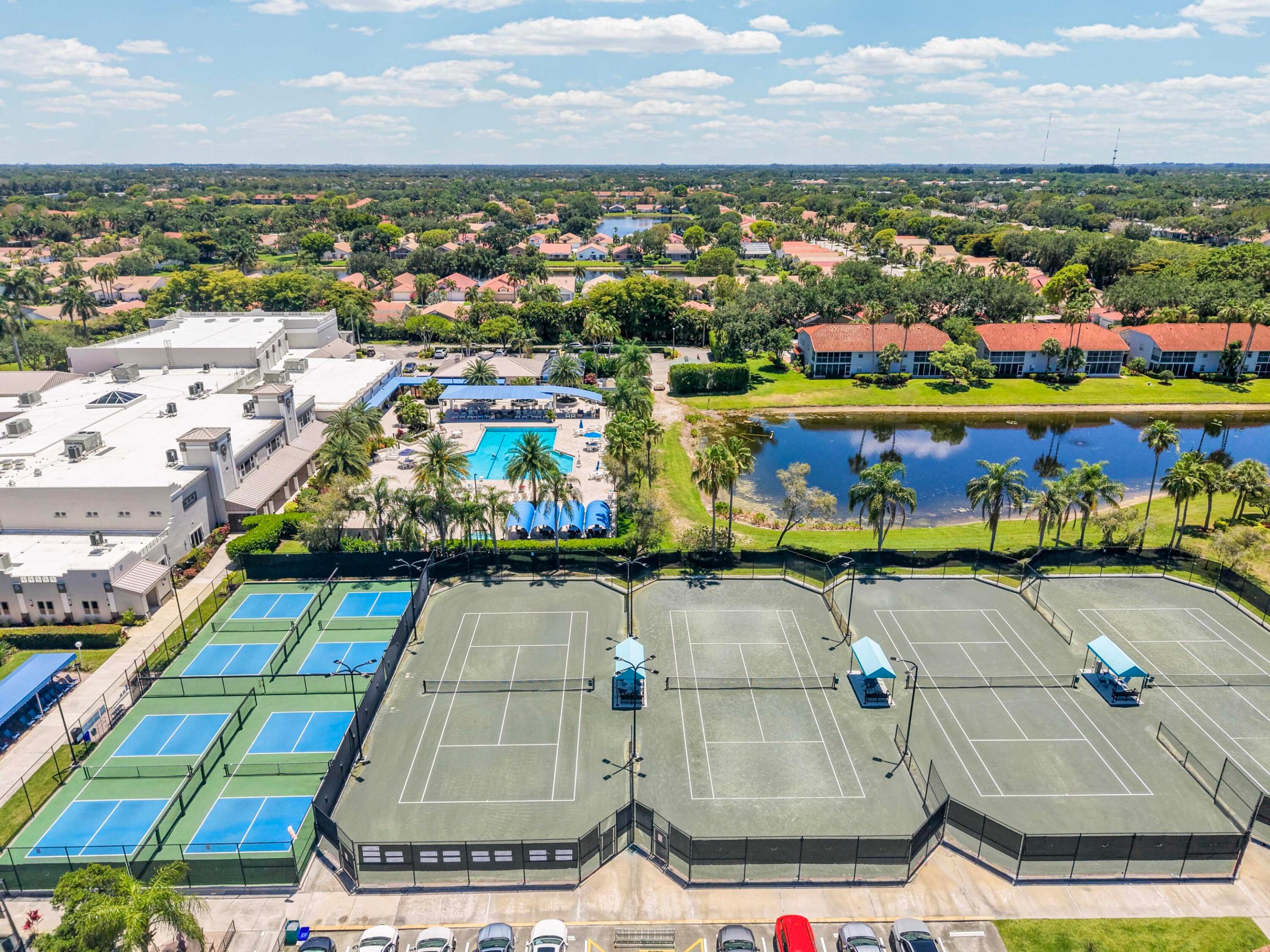 PALM ISLES WEST - Residential