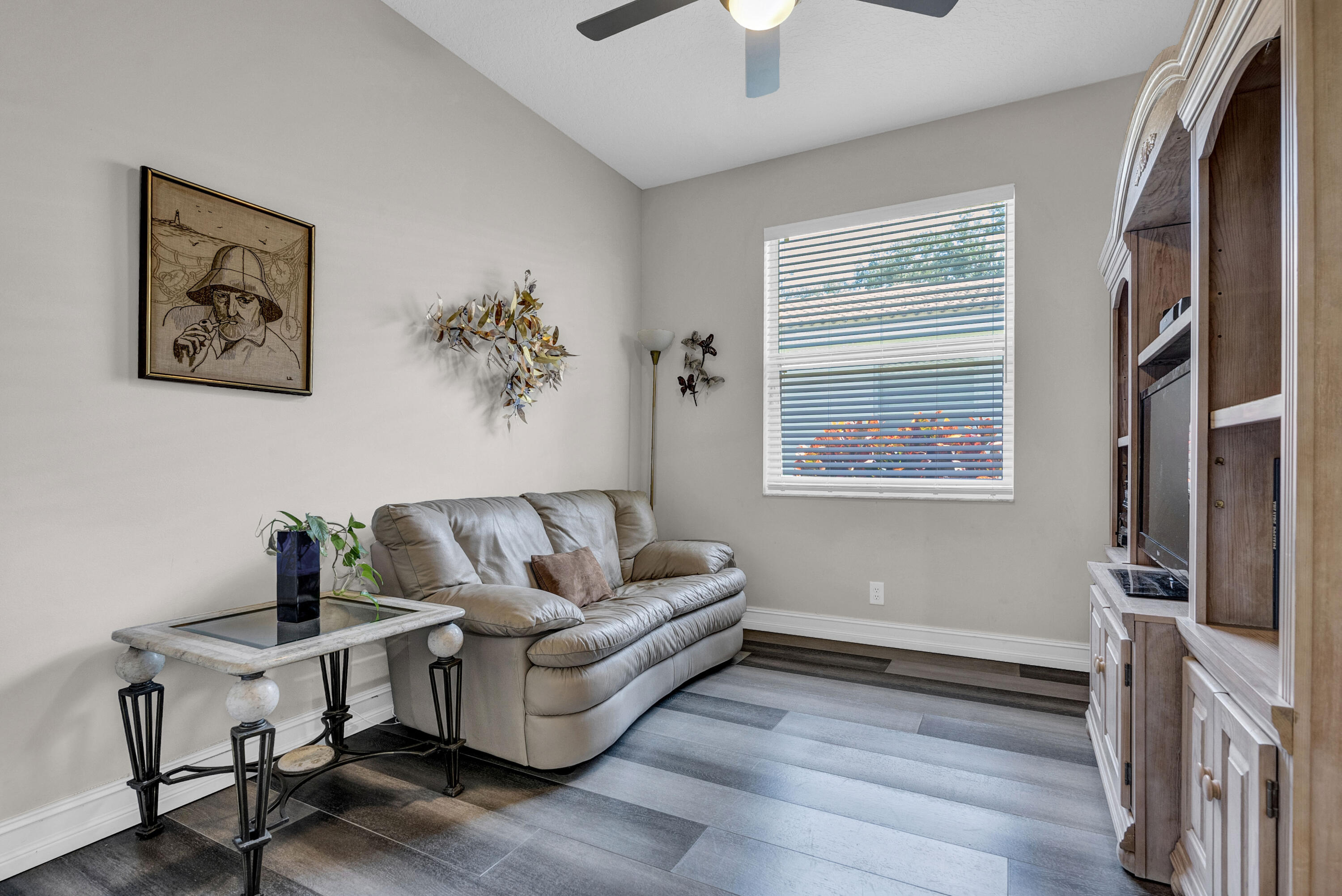 PALM ISLES WEST - Residential