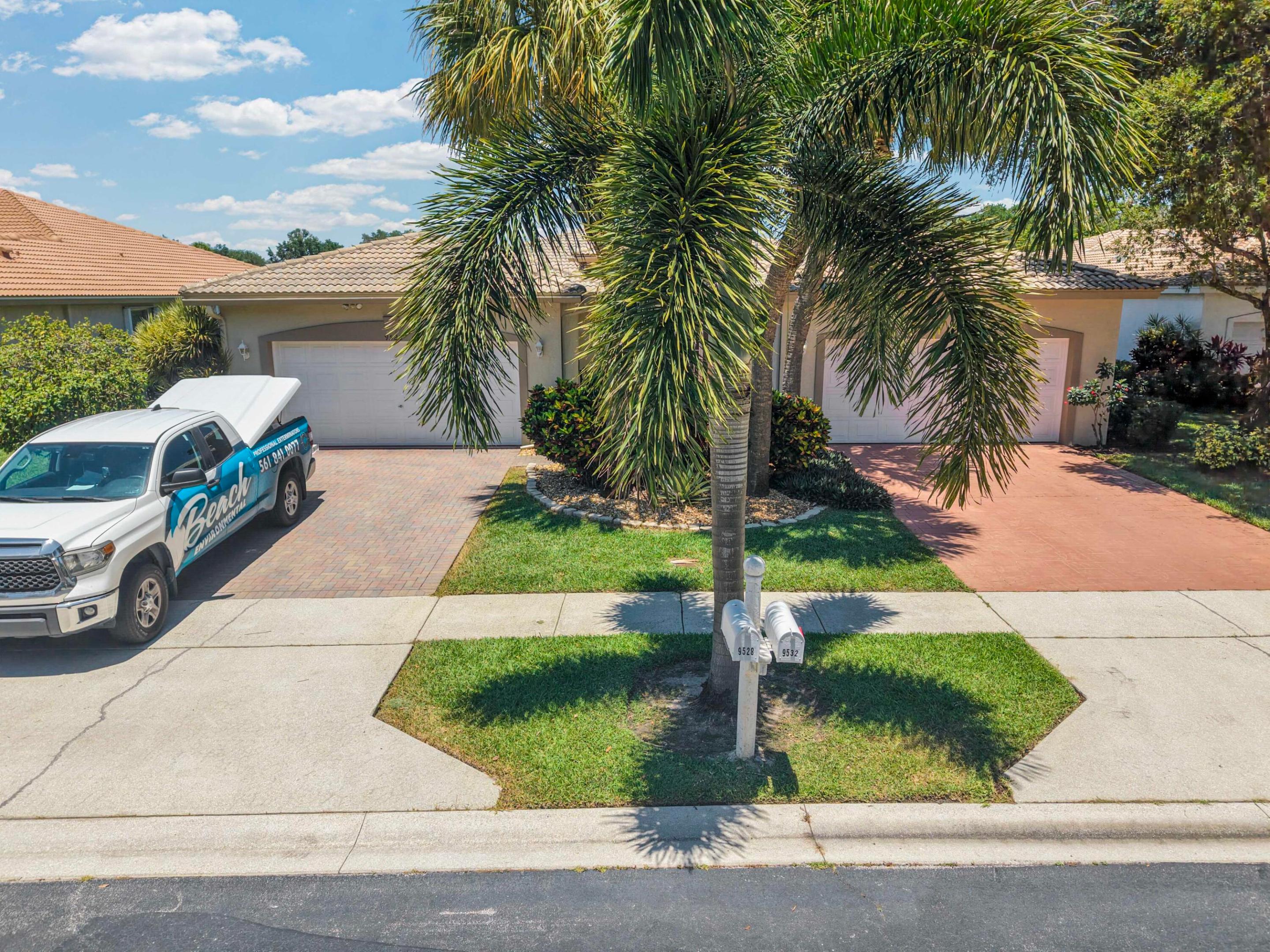 PALM ISLES WEST - Residential