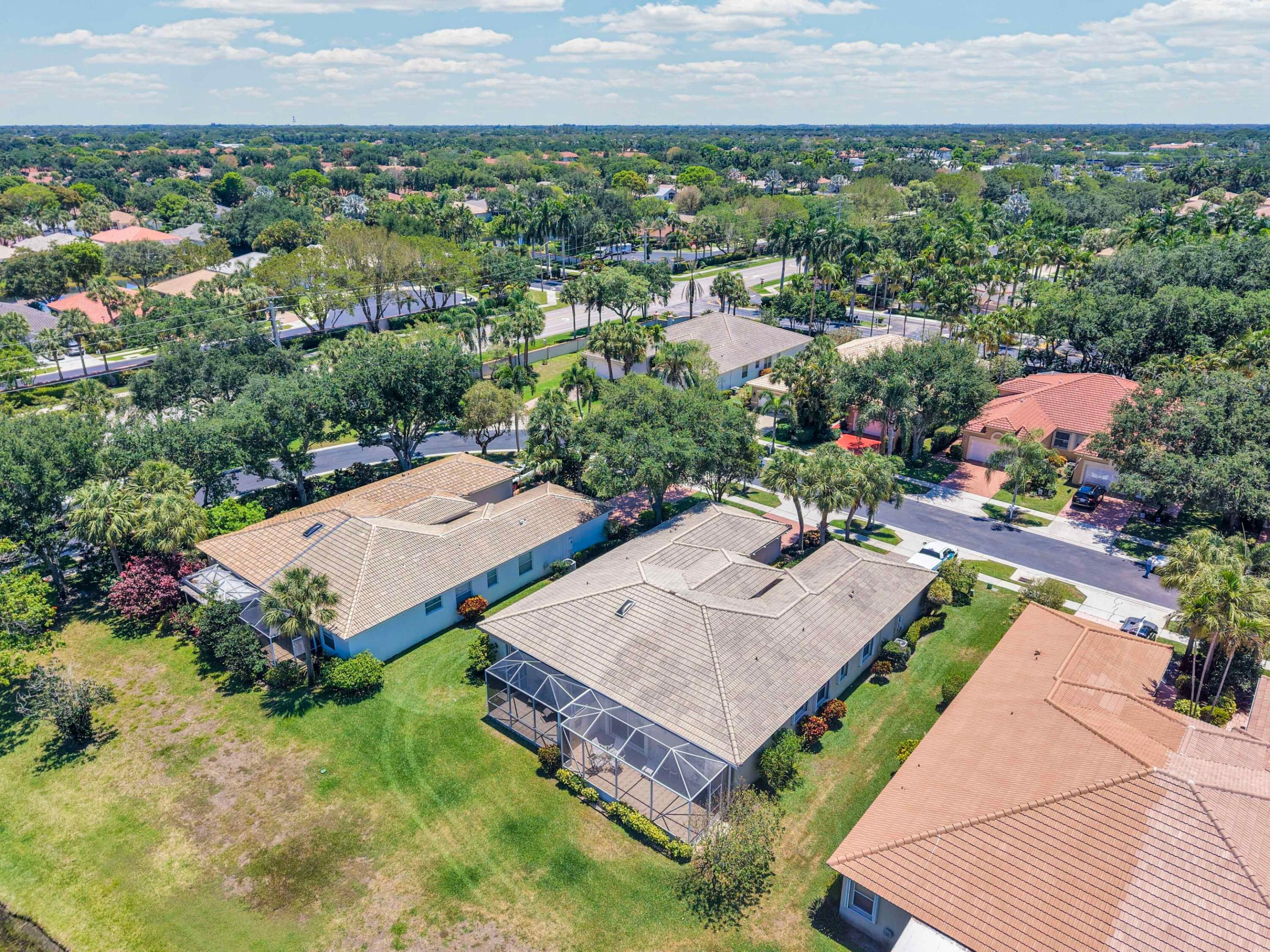 PALM ISLES WEST - Residential