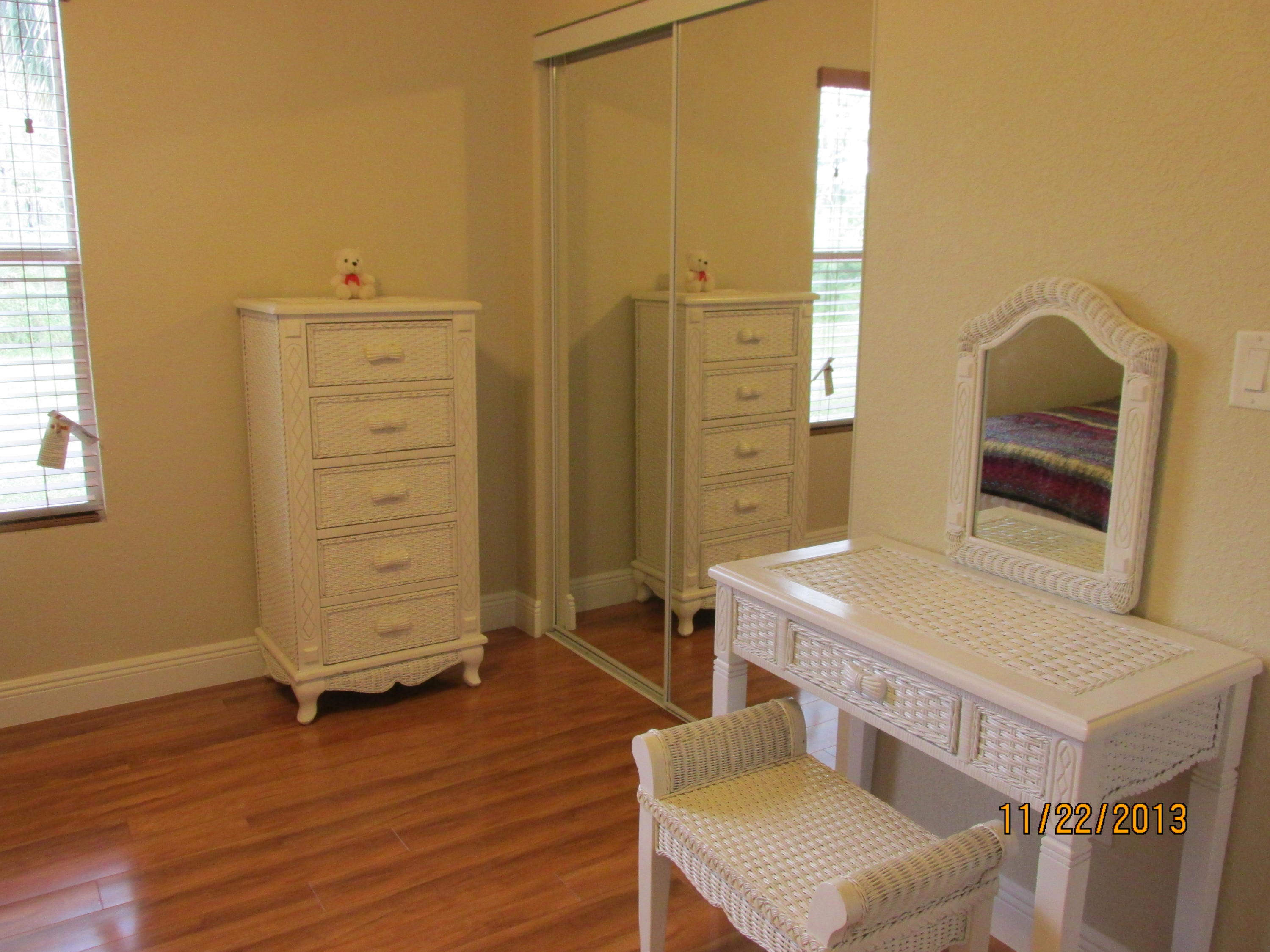 LOXAHATCHEE GROVES - Residential