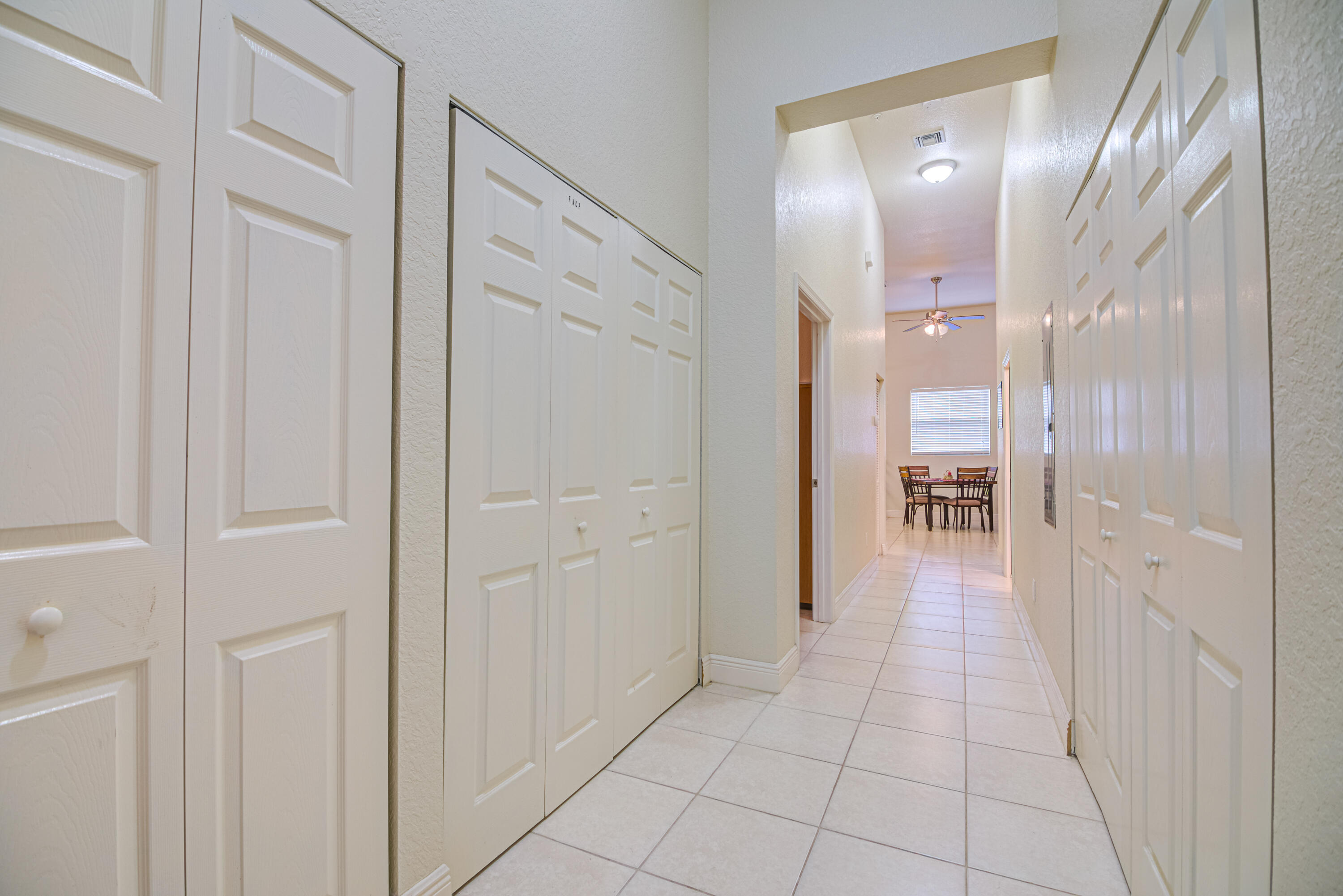 LOXAHATCHEE GROVES - Residential