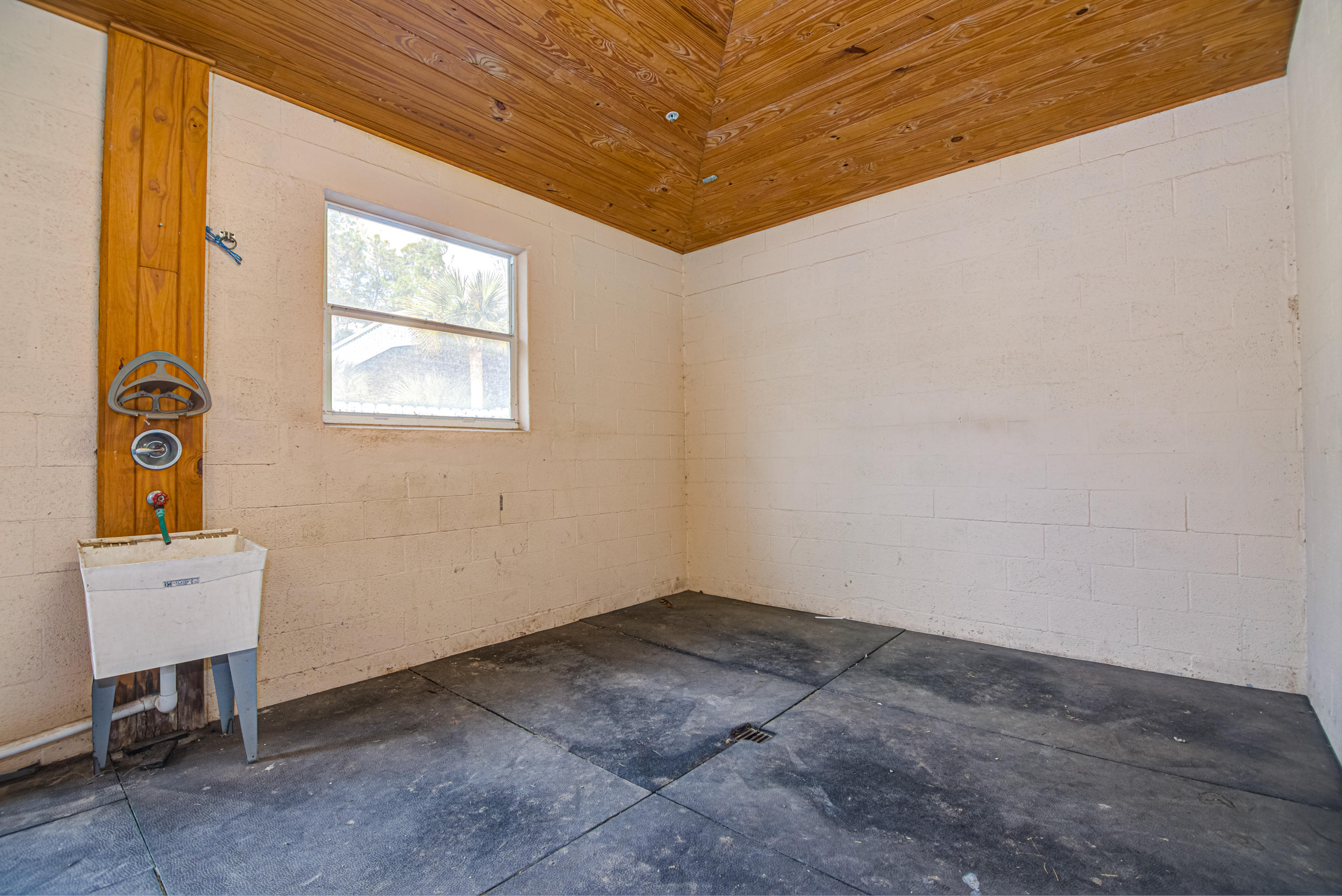 LOXAHATCHEE GROVES - Residential