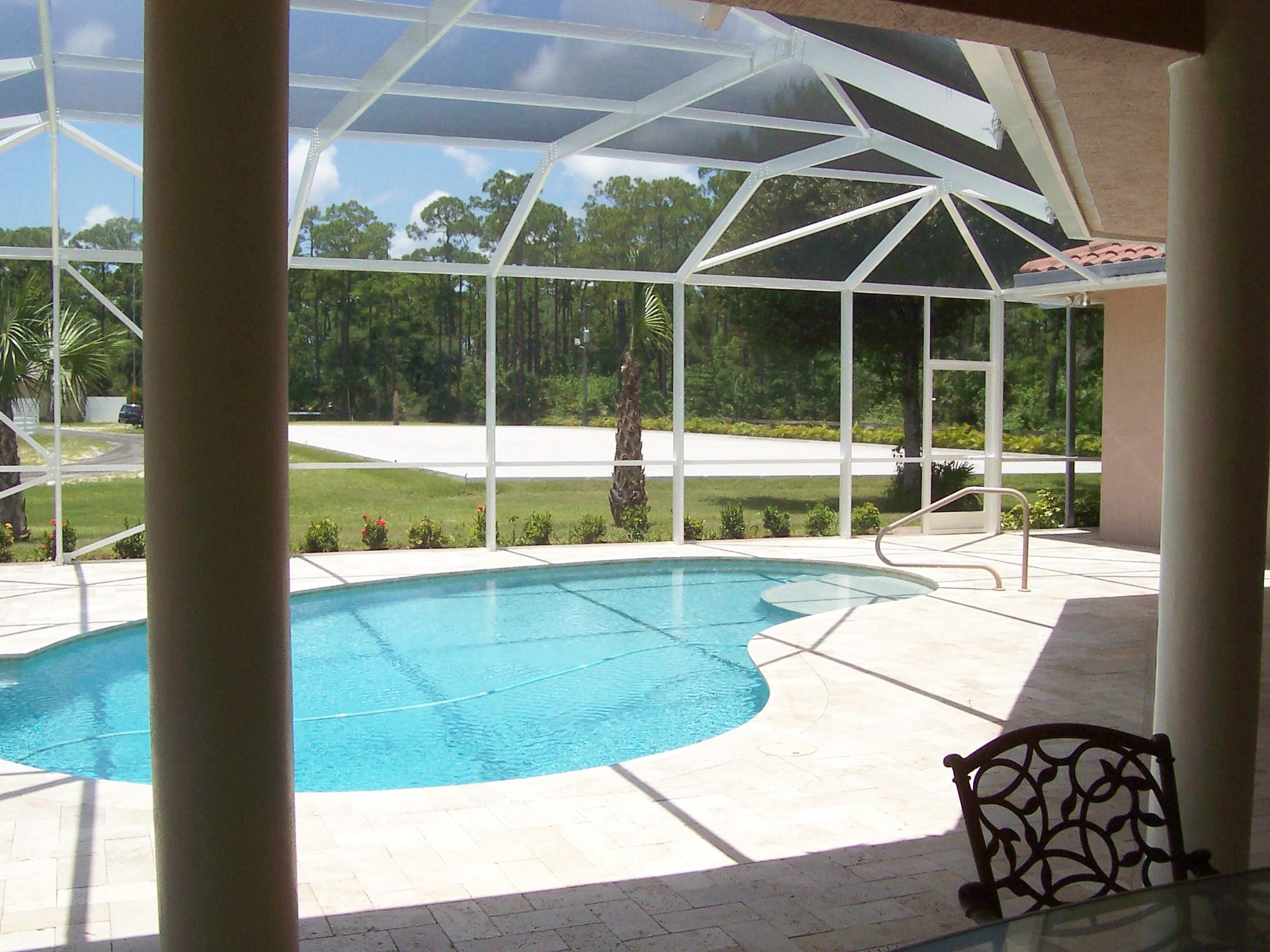 LOXAHATCHEE GROVES - Residential