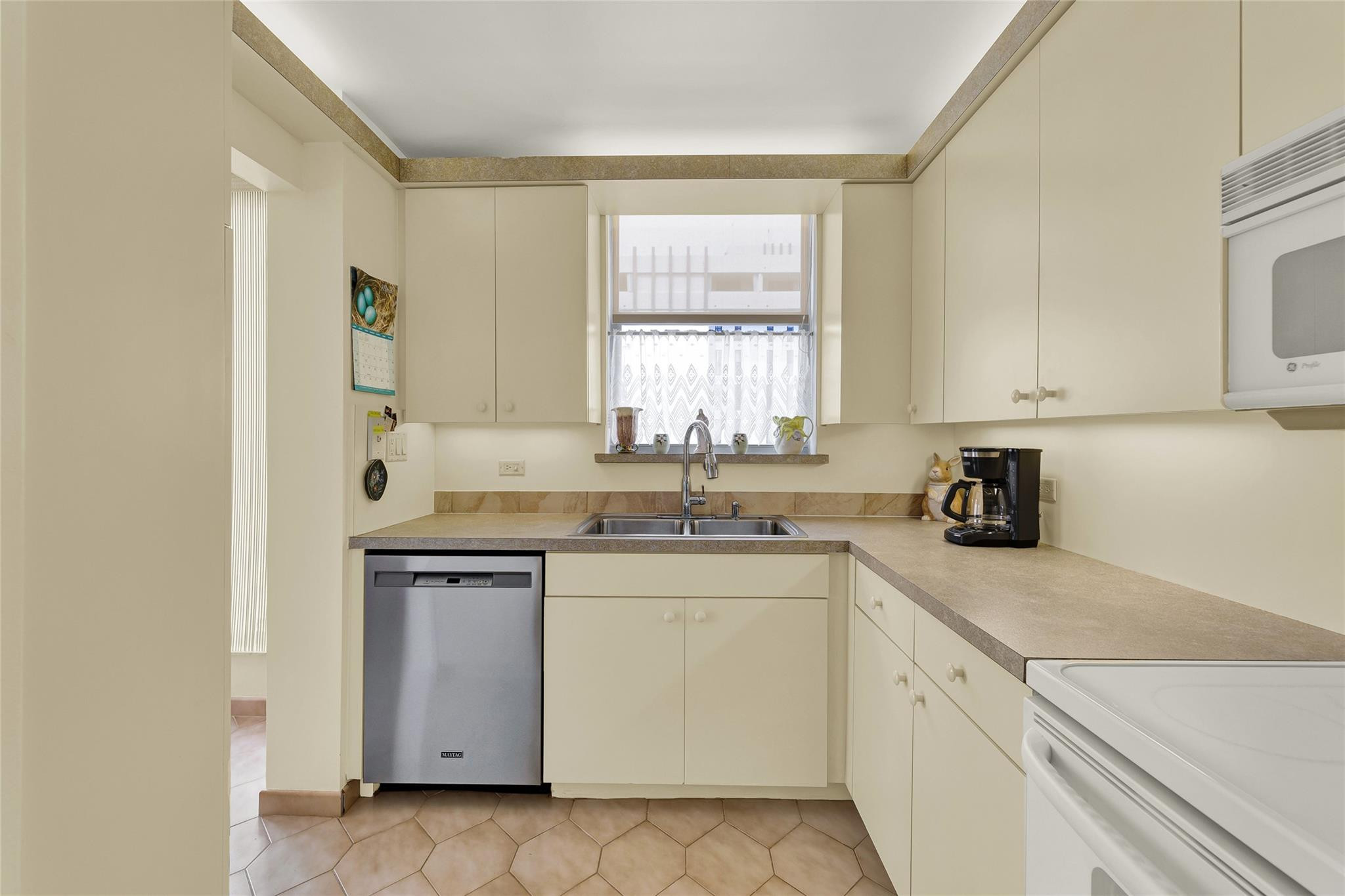 POMPANO AEGEAN CONDO - Residential