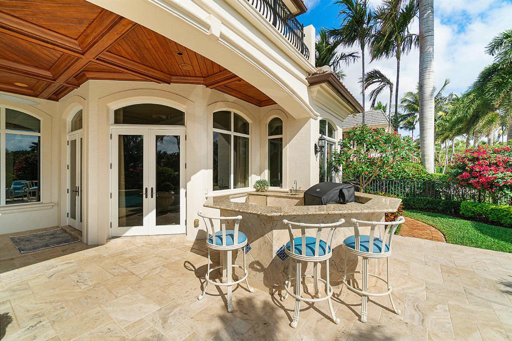 ROYAL PALM YACHT & COUNTRY CLUB - Residential