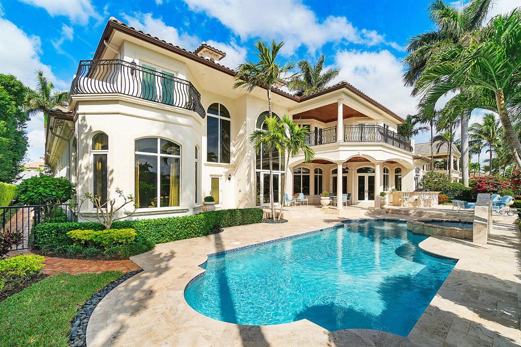 ROYAL PALM YACHT & COUNTRY CLUB - Residential