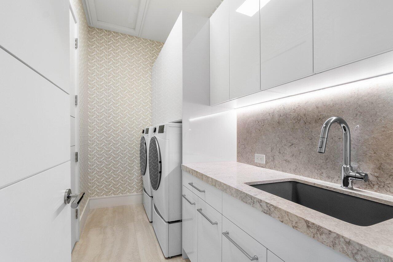 BOCA RATON RIVIERA UNIT B - Residential