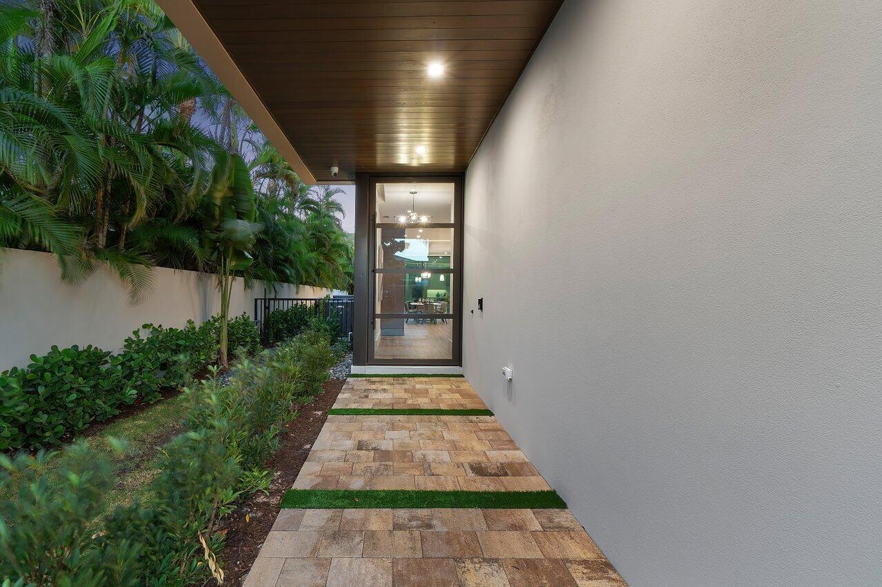 BOCA RATON RIVIERA UNIT B - Residential