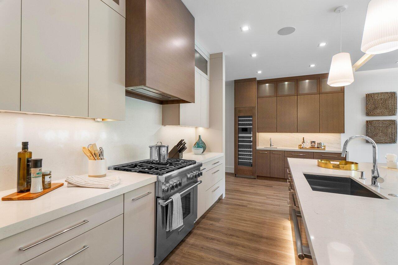 BOCA RATON RIVIERA UNIT B - Residential