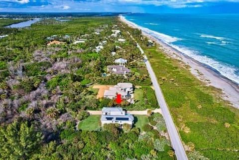 A home in Jupiter Island