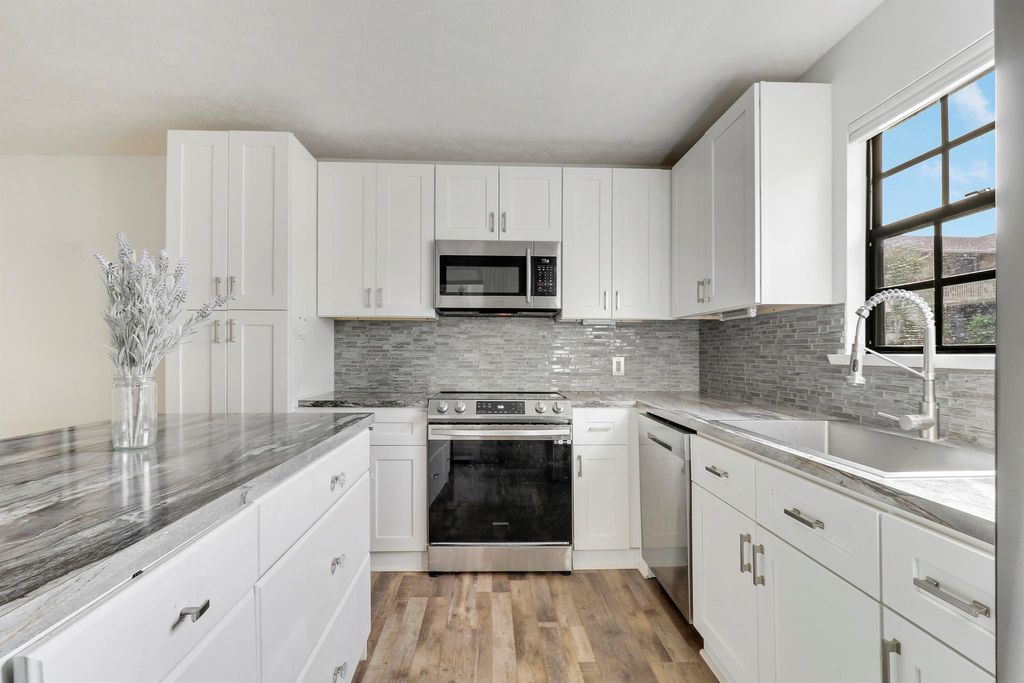 Photo of 7375 SE Jamestown Terrace, Hobe Sound, FL 33455 (MLS # R11076986)