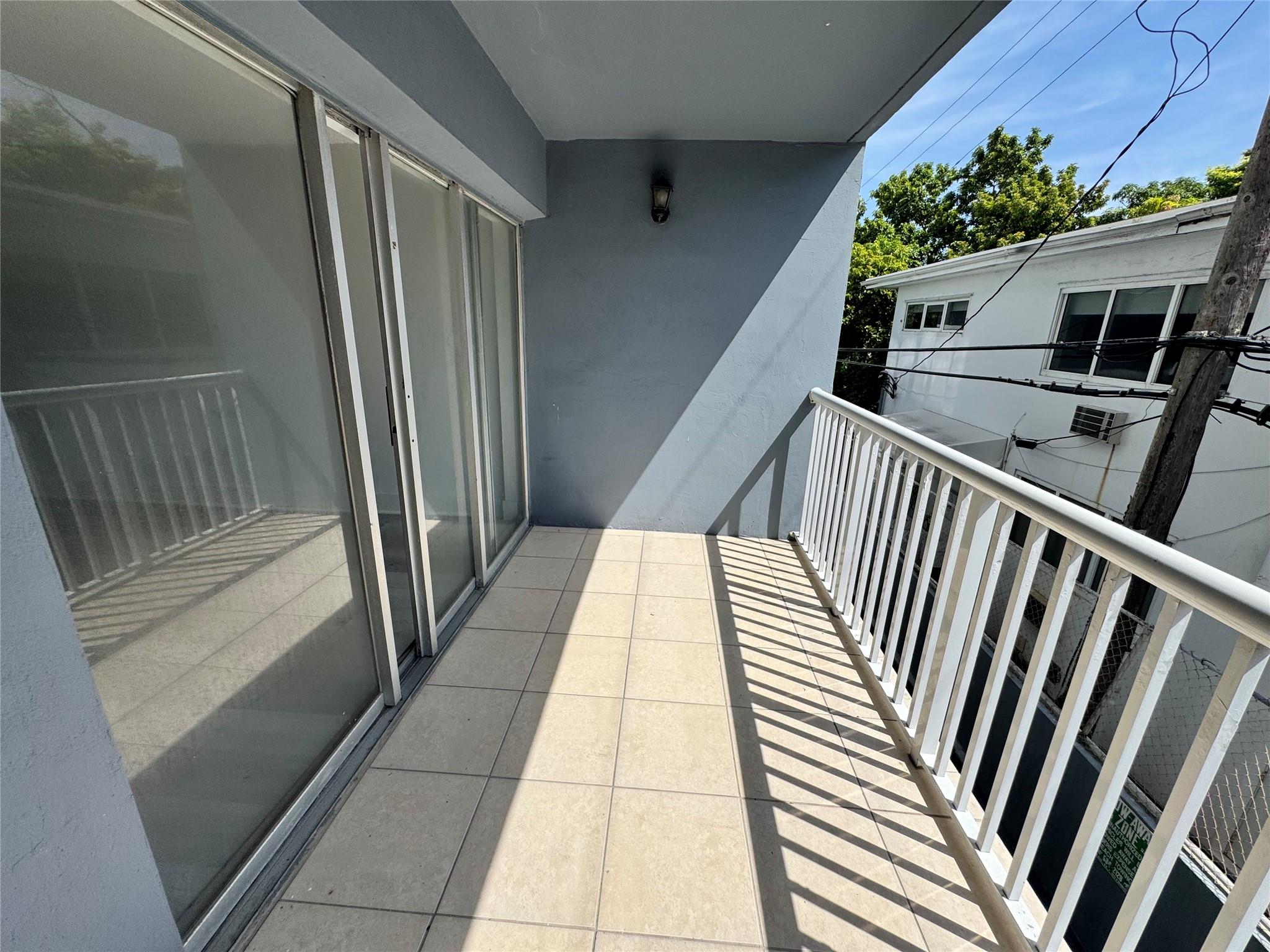 VILLA ROYAL CONDO - Residential Lease