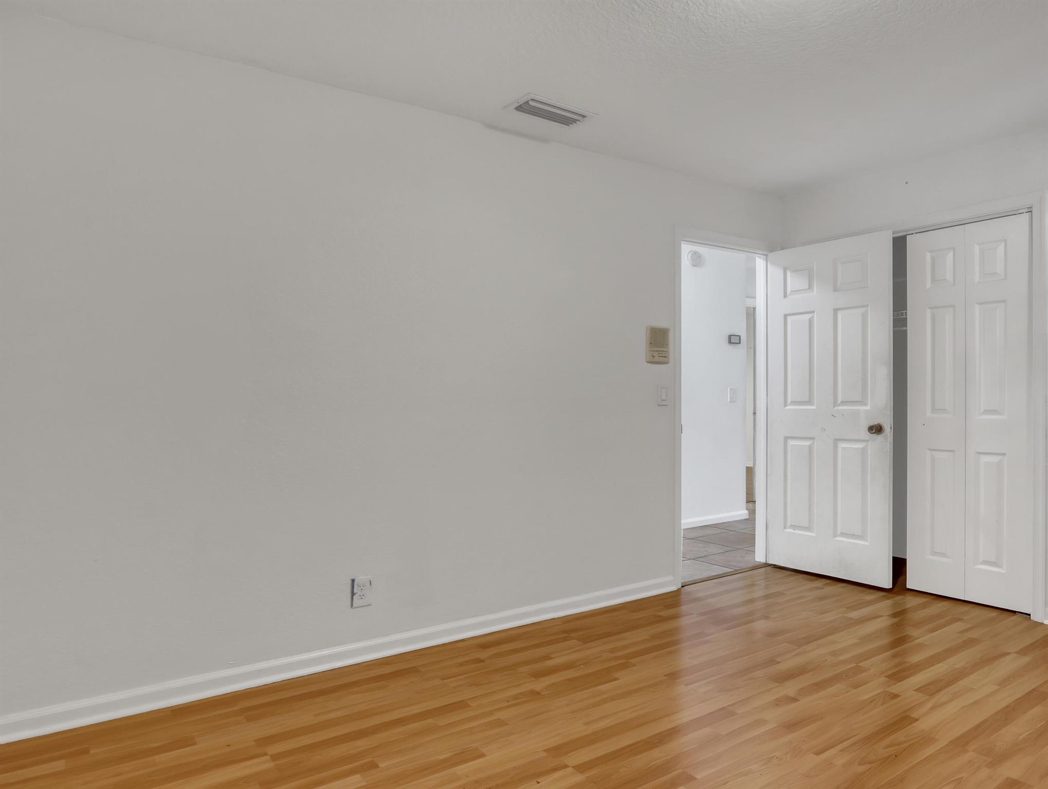 LAKE MANGO SHORES - Residential