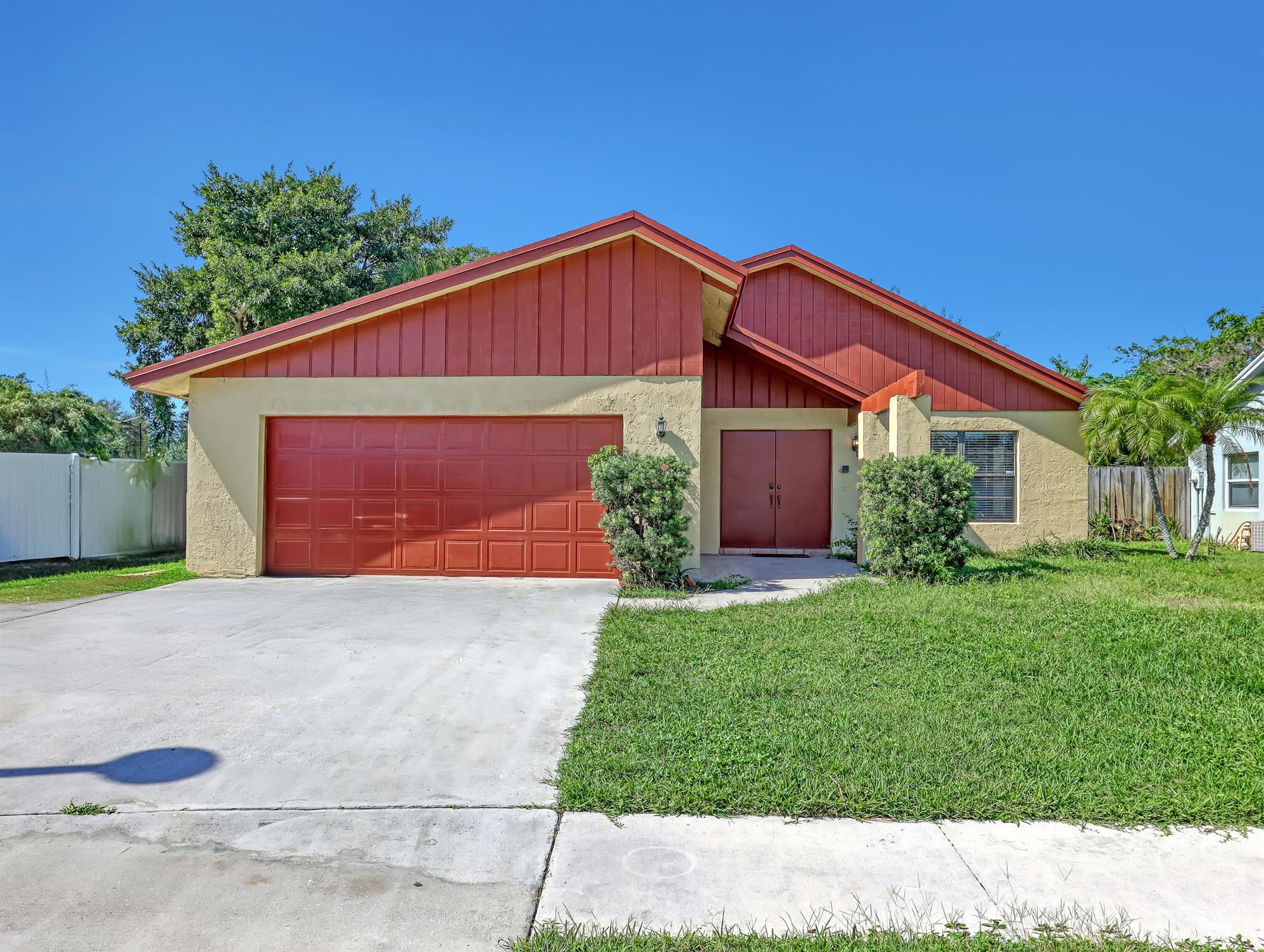 LAKE MANGO SHORES - Residential