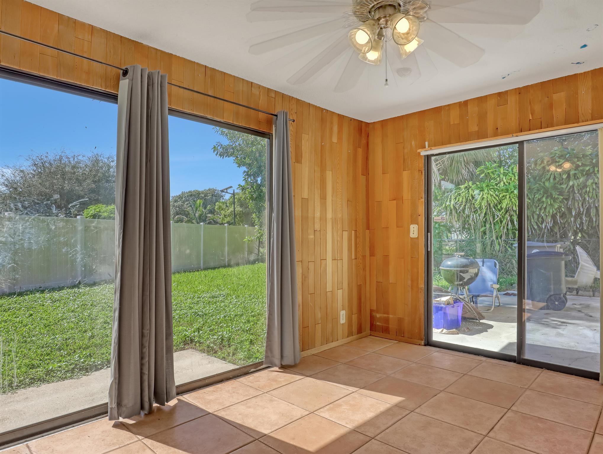 LAKE MANGO SHORES - Residential