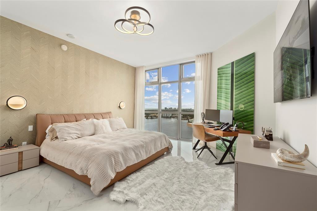 MARINA PALMS RESIDENCES N - Residential