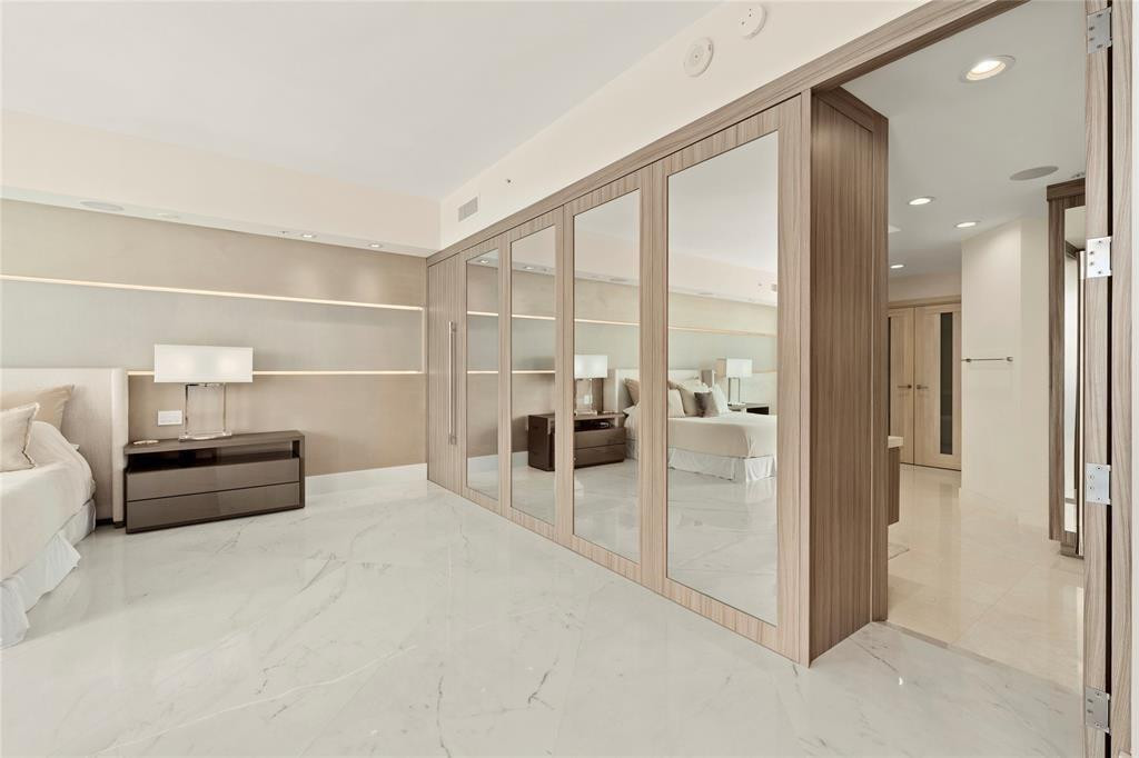 MARINA PALMS RESIDENCES N - Residential