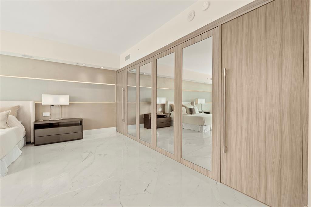 MARINA PALMS RESIDENCES N - Residential