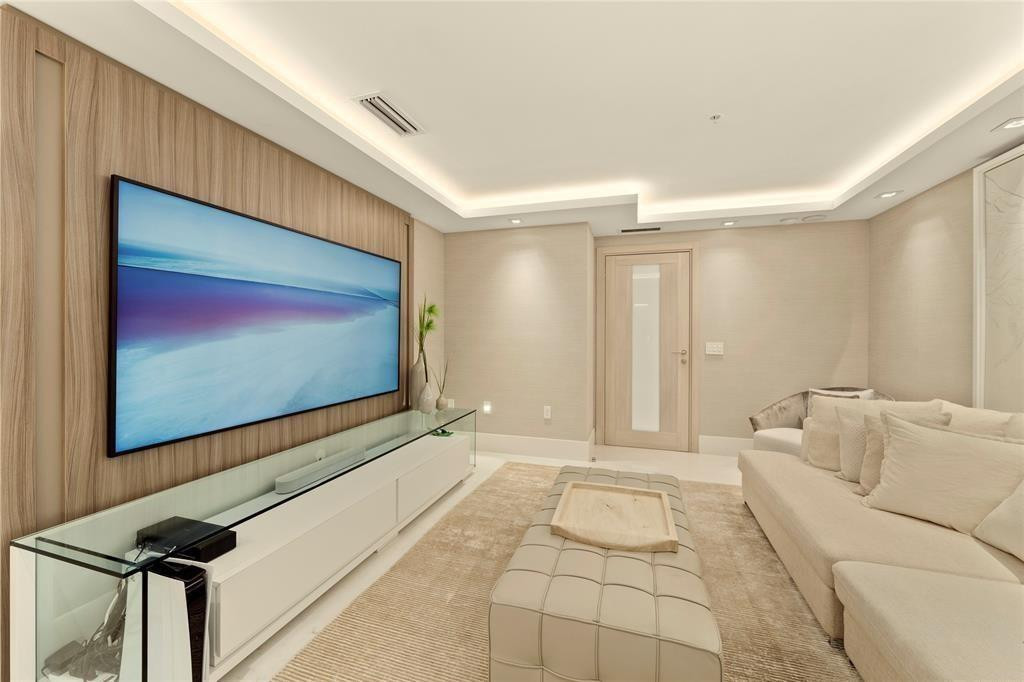 MARINA PALMS RESIDENCES N - Residential