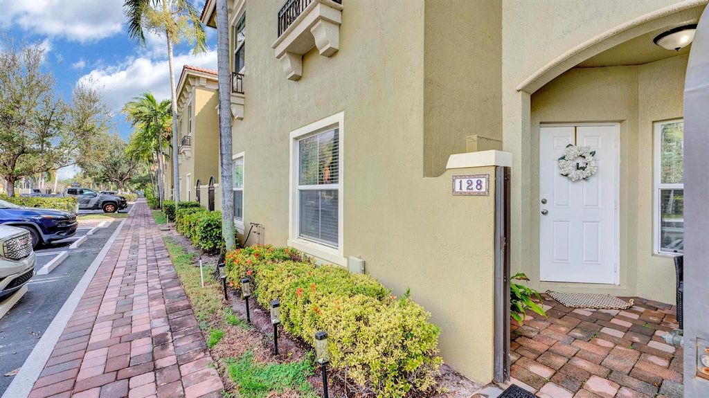 Photo of 128 Monterey Bay Drive, Boynton Beach, FL 33426 (MLS # R11065078)