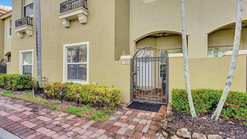Photo of 128 Monterey Bay Drive, Boynton Beach, FL 33426 (MLS # R11065078)