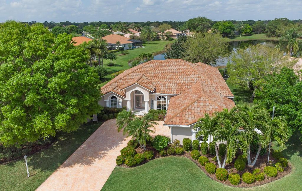 Photo of 420 SW Crabapple Cove, Port Saint Lucie, FL 34986 (MLS # R10968014)