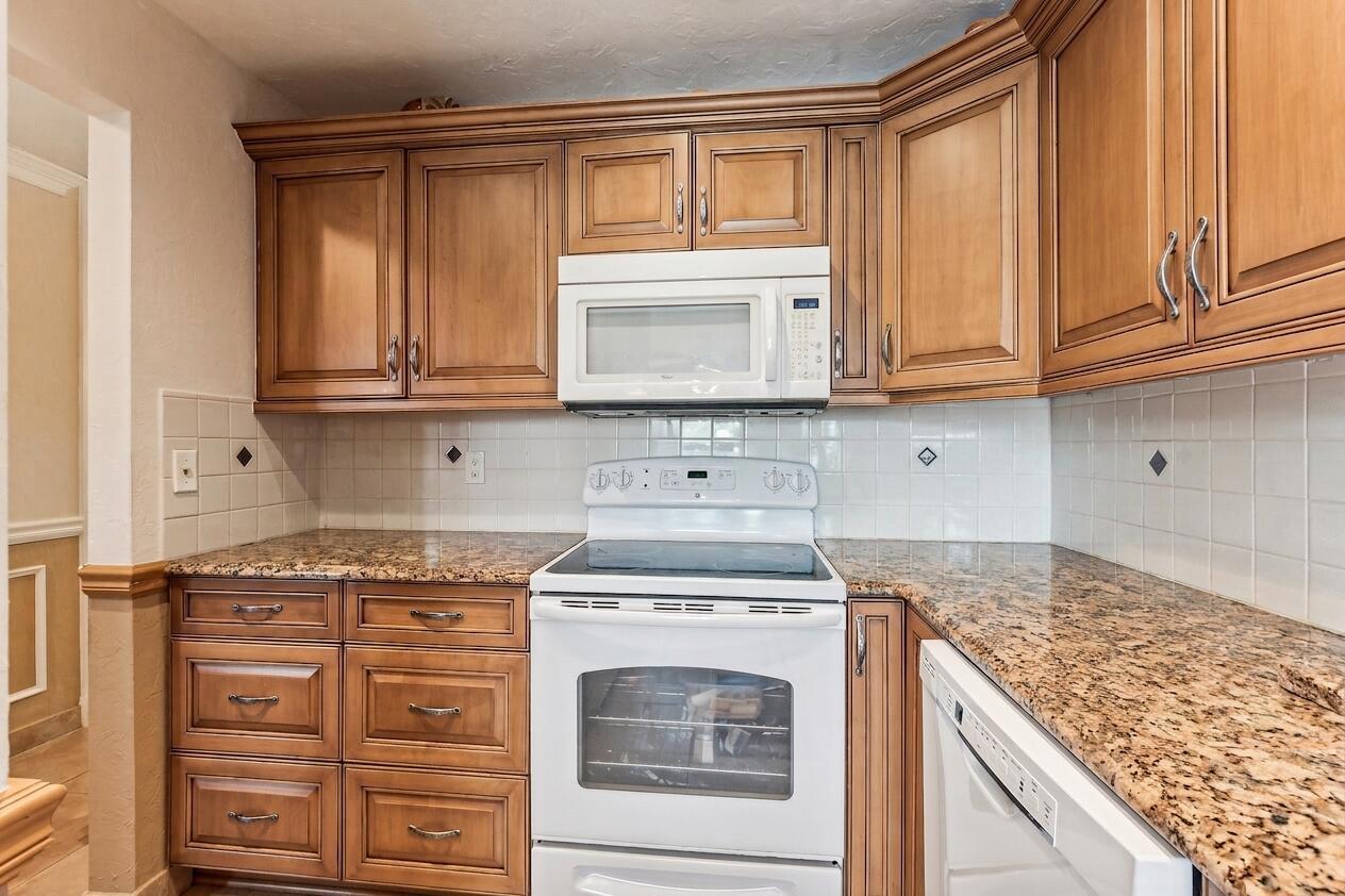 1051 Orange Terrace 103