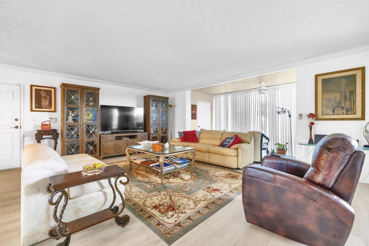 7178 Promenade Dr 202, Boca Raton, FL, 33433/$425,000 3 7178 Promenade Dr 202