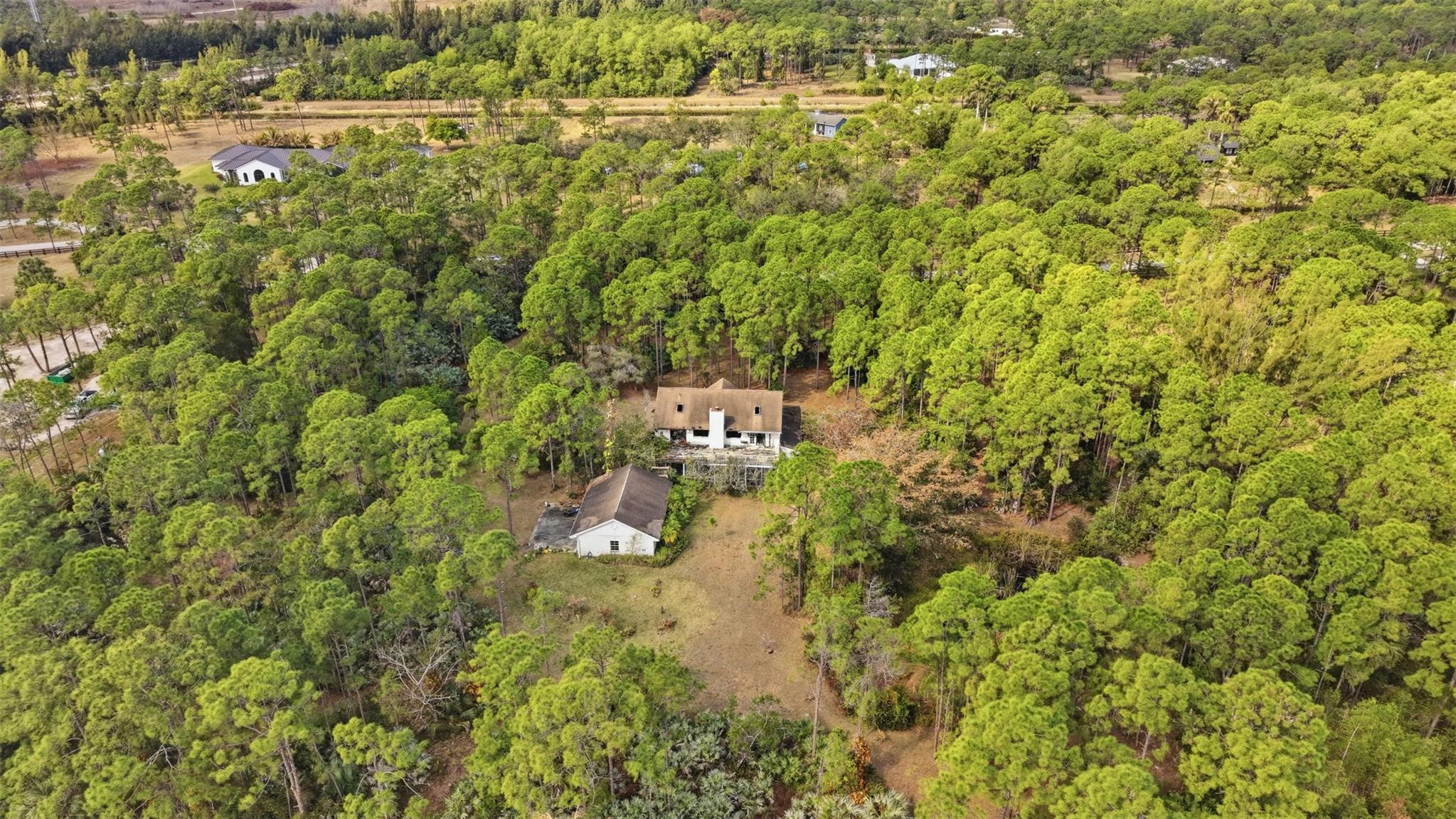 Caloosa 1st Add - Residential