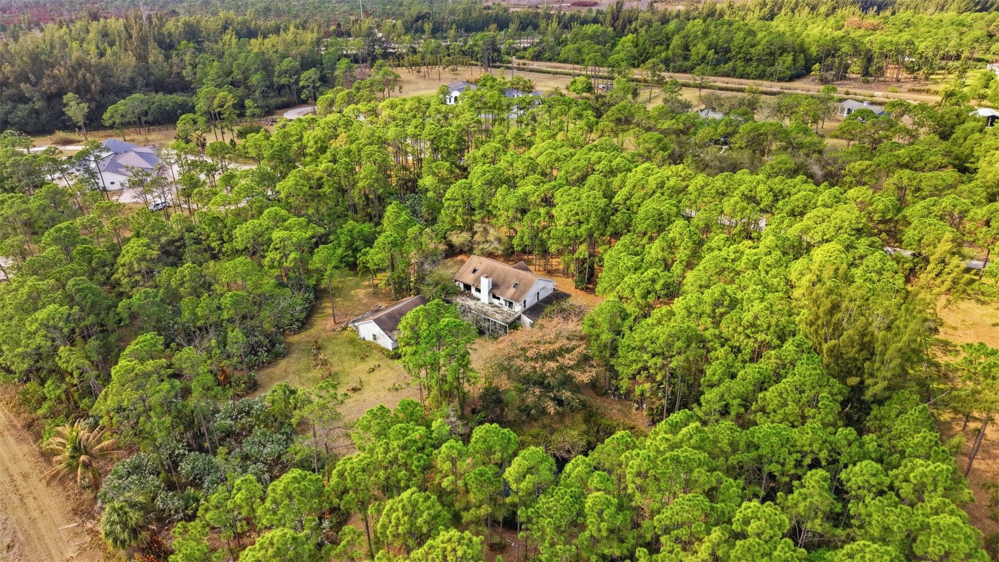 Caloosa 1st Add - Residential