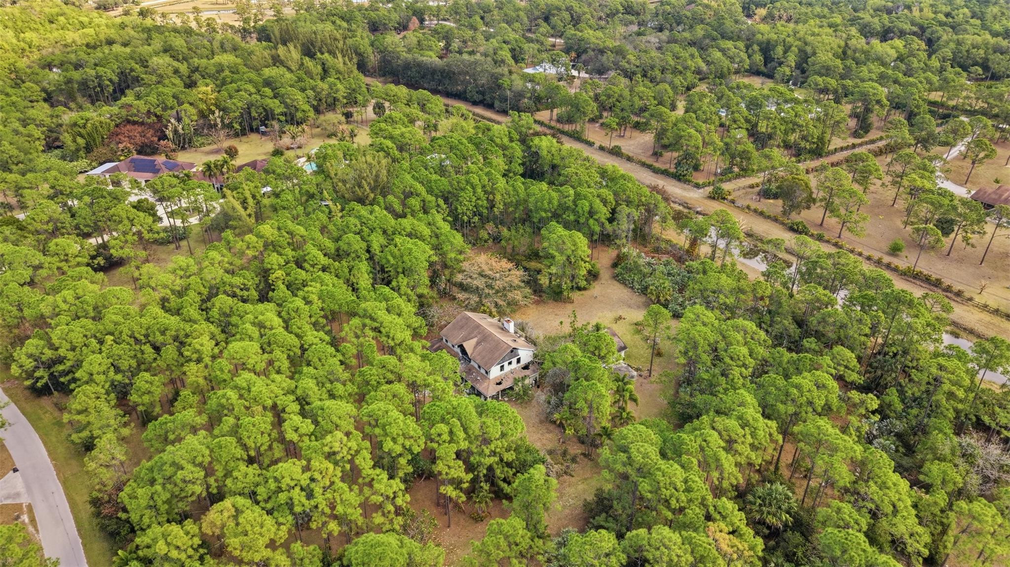 Caloosa 1st Add - Residential