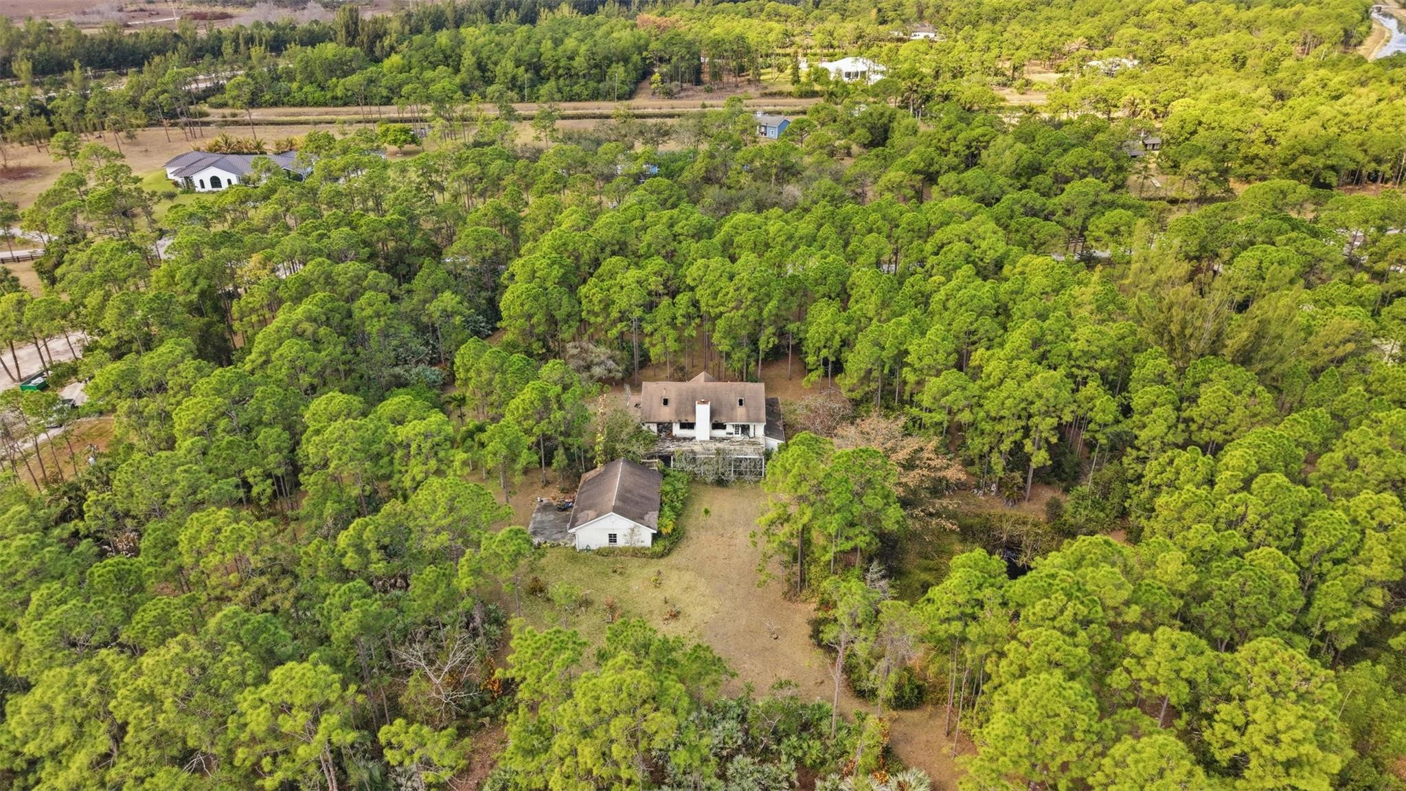 Caloosa 1st Add - Residential