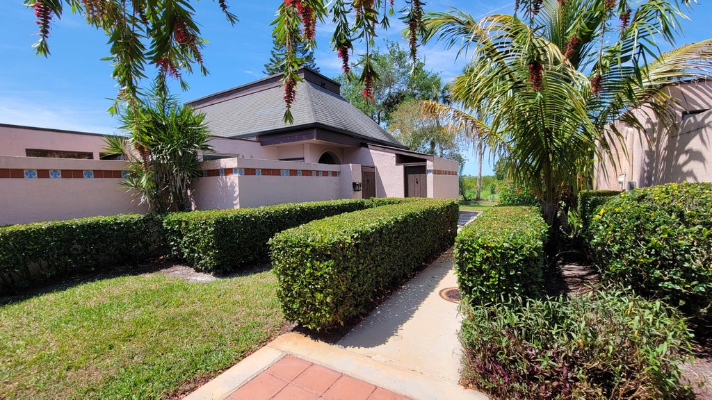 Photo of 3308 SE Morningside Boulevard, Port Saint Lucie, FL 34952 (MLS # R10975373)