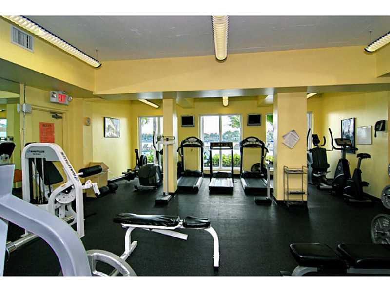 VENETIAN CONDO - Residential Lease