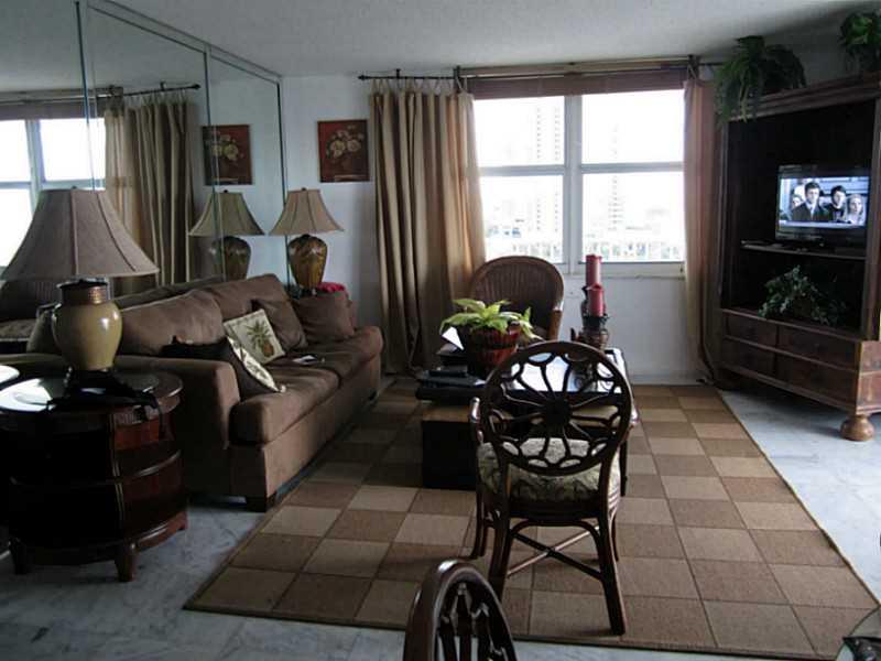 VENETIAN CONDO - Residential Lease