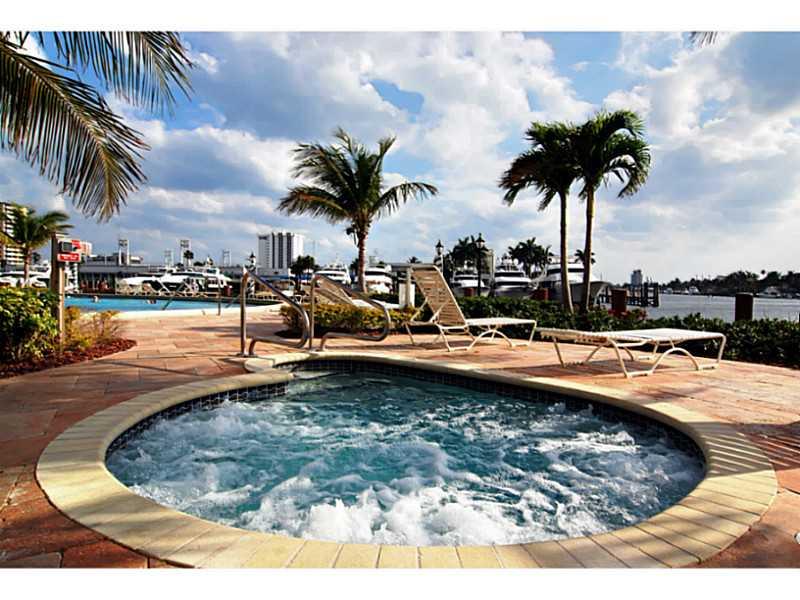 VENETIAN CONDO - Residential Lease