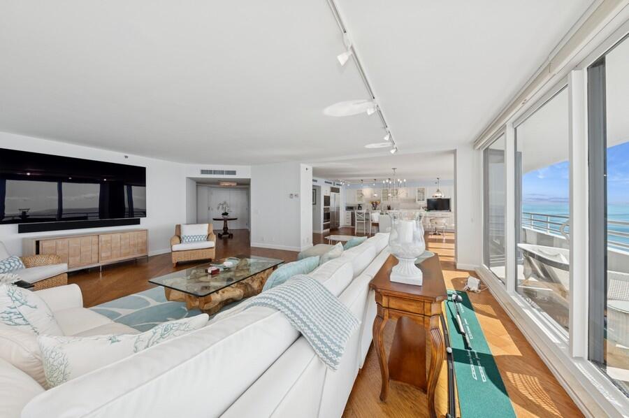 Addison - Residential