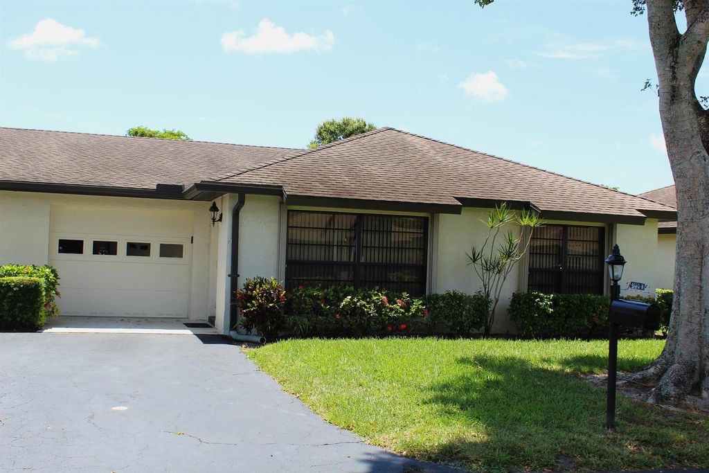 Photo of 4660 Finchwood Terrace #B, Boynton Beach, FL 33436 (MLS # R11099563)
