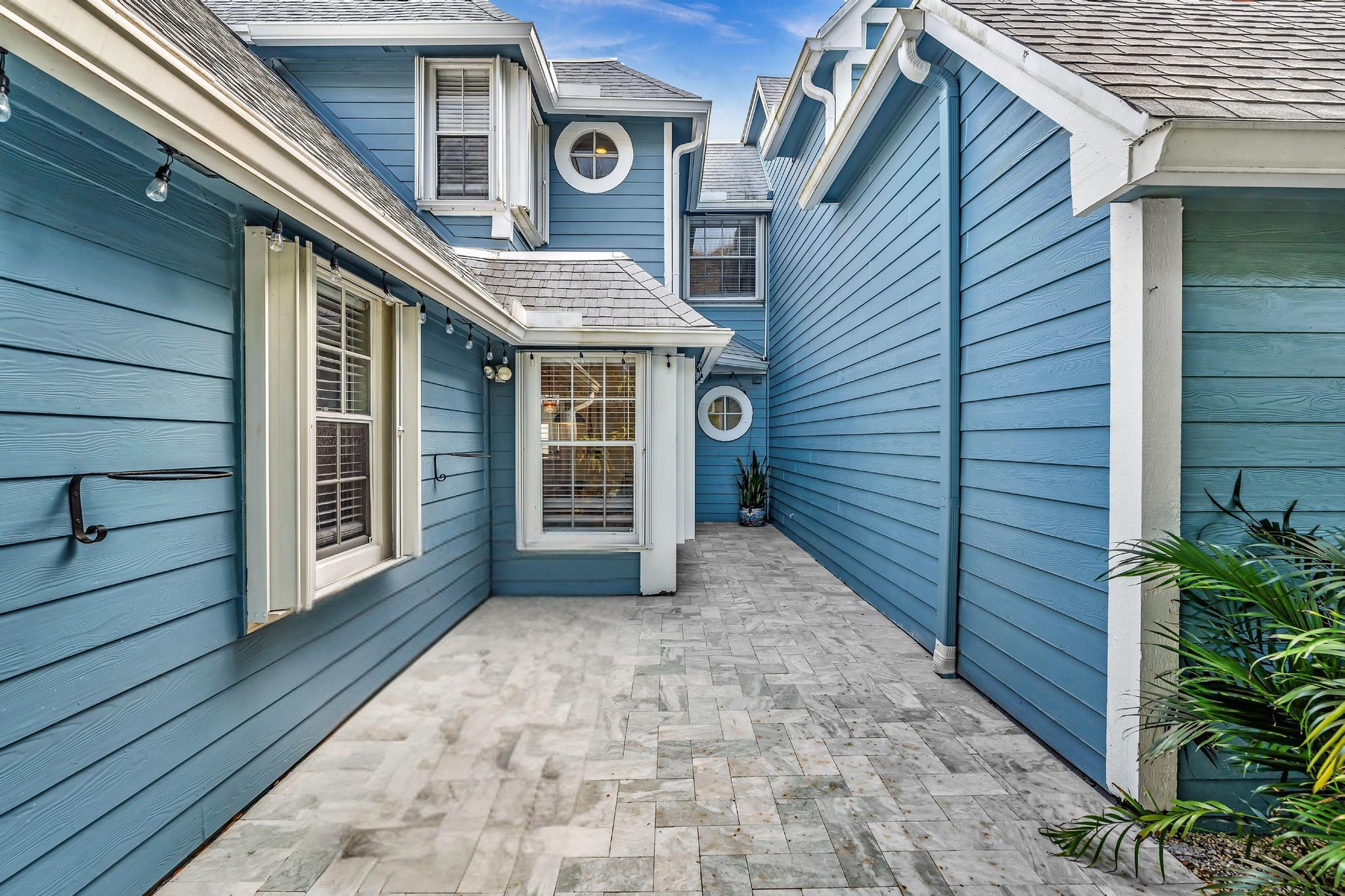 VILLAS OF OCEAN DUNES - Residential