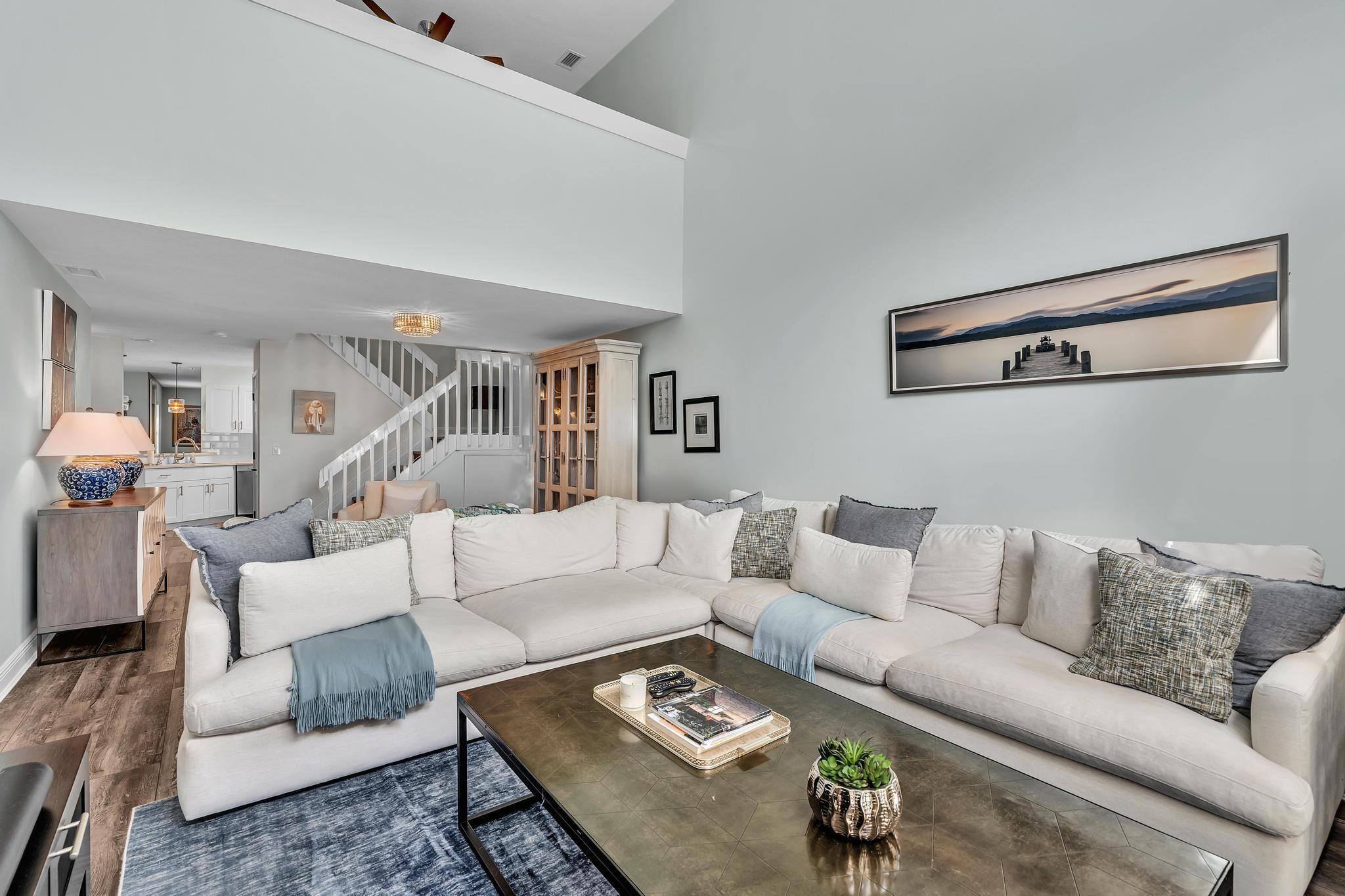 VILLAS OF OCEAN DUNES - Residential